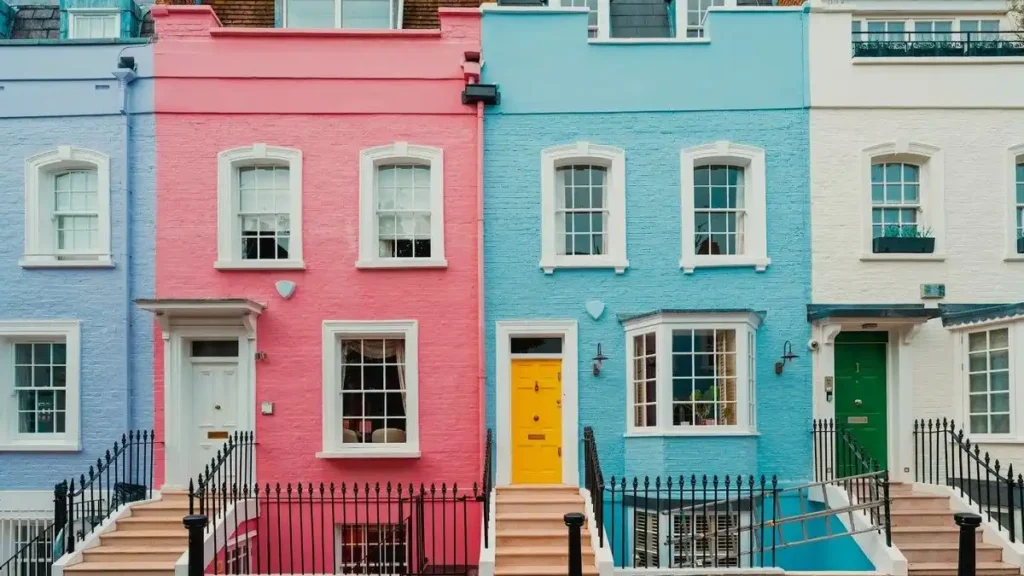 A Comprehensive Guide to Investing in London Real Estate: New-Build vs. Existing Properties